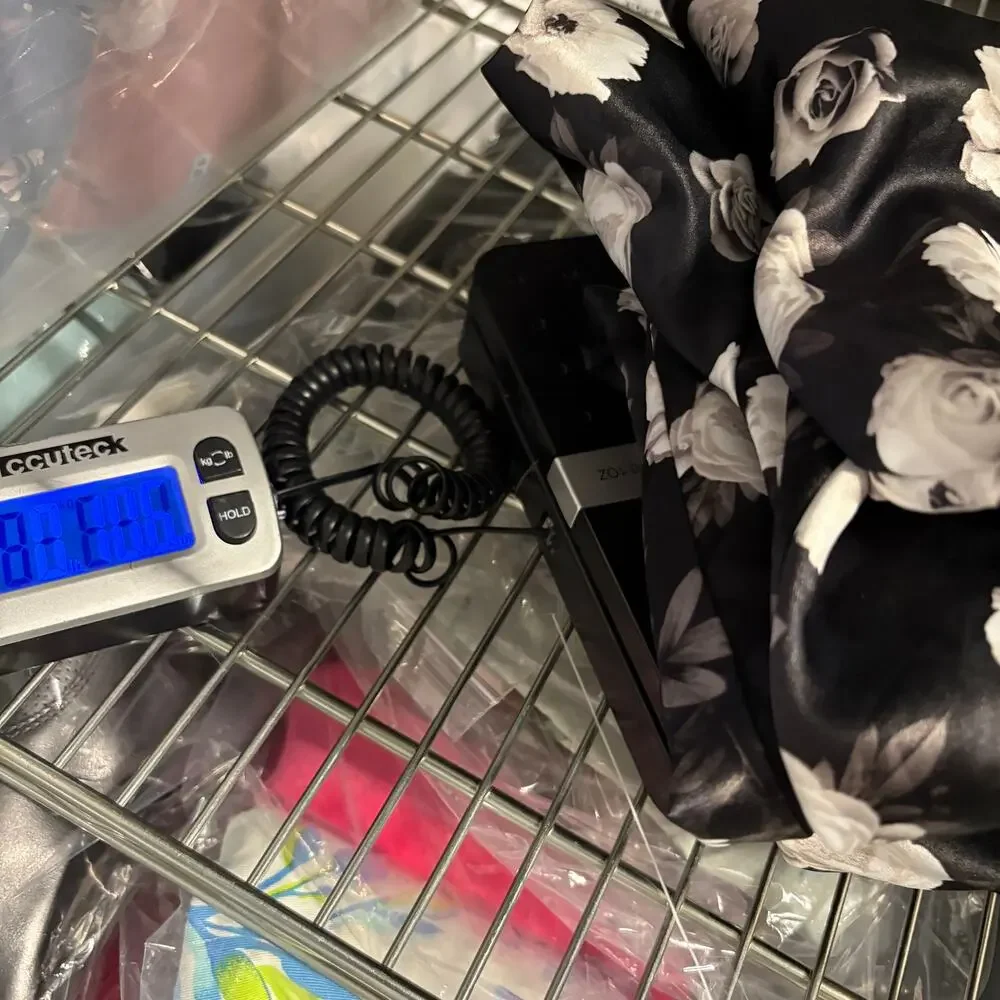 Brooks Brothers 346 Black & White Floral Sheath Dress Cap Sleeve‎ Size 6 - Picture 14 of 14